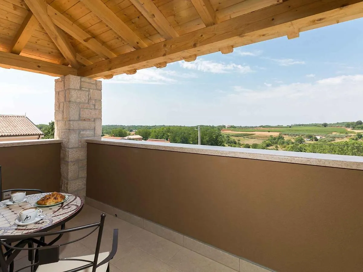 Holiday Home In Mekisi Kod Vizinade - Istrien 41755 Ferenci Villa
